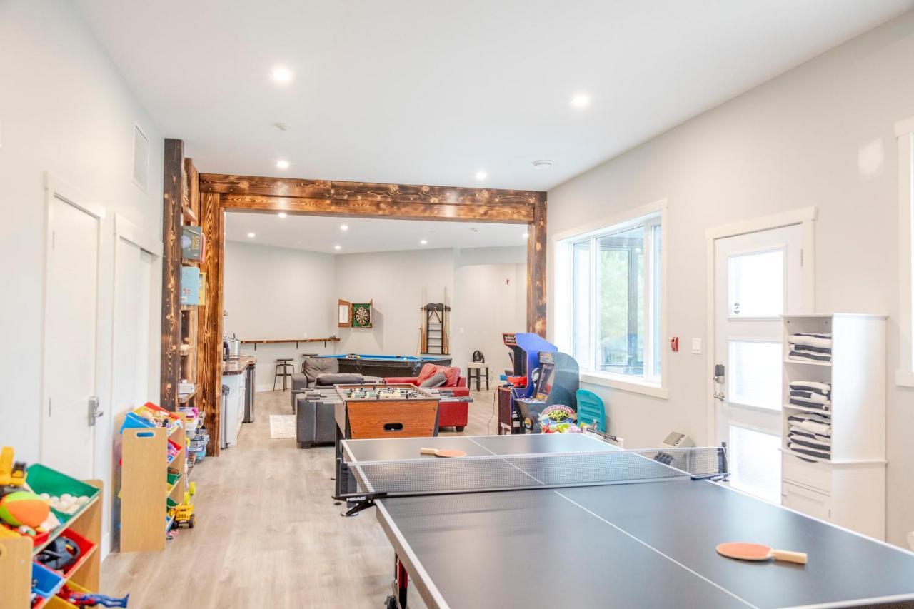 Ski In Ski Out With Huge Game Room And Hot Tub Fernie Dış mekan fotoğraf