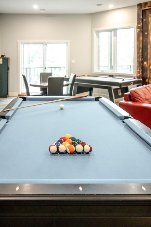 Ski In Ski Out With Huge Game Room And Hot Tub Fernie Dış mekan fotoğraf